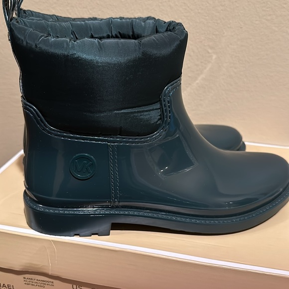 Michael Kors Blakely Logo Tape PVC/Nylon Rain Boot “Racing Green” LIKE NEW! SZ 9 - Picture 5 of 15